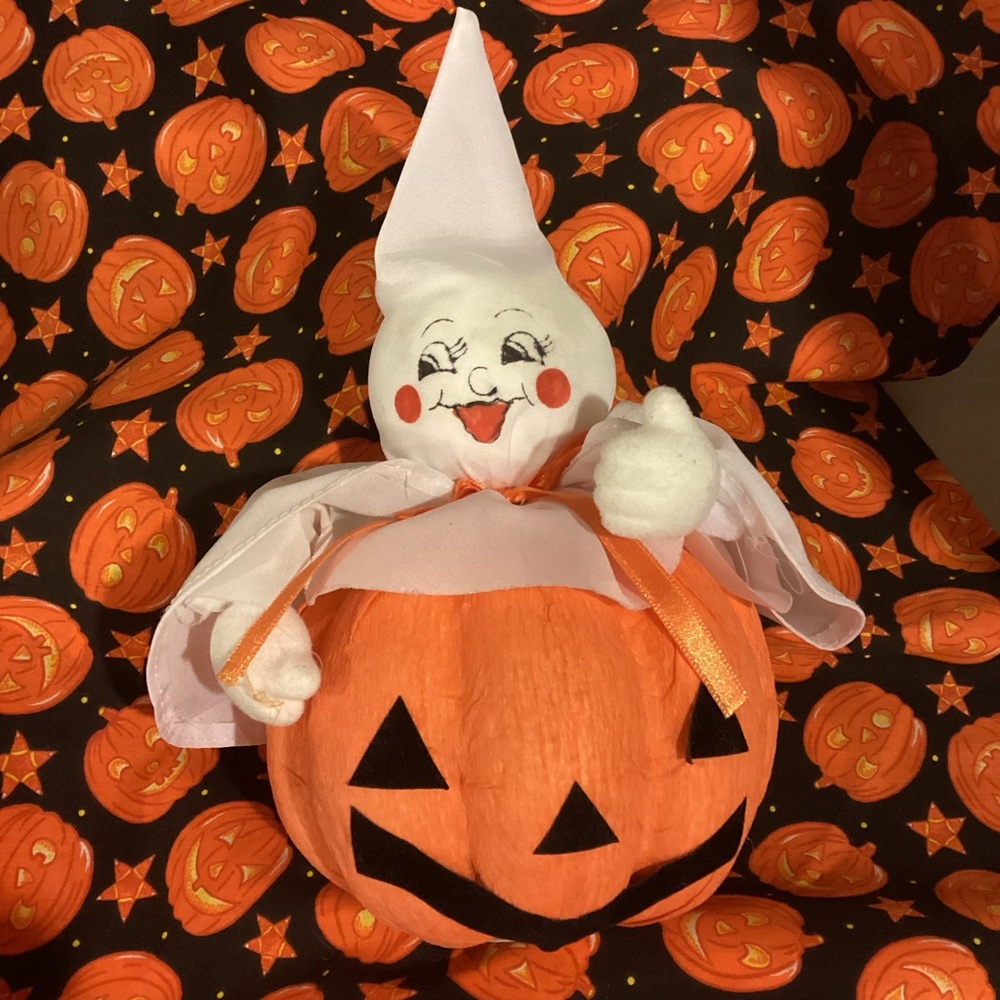 Vintage 1992 ABC Distributing Inc Halloween Friends
Pumpkin Ghost